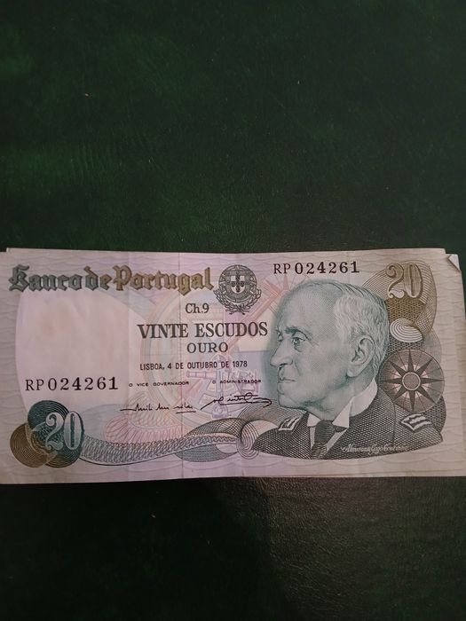 Notas antigas de coleção