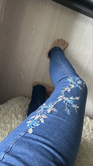 Жіночі джинси сірі та сині б/у