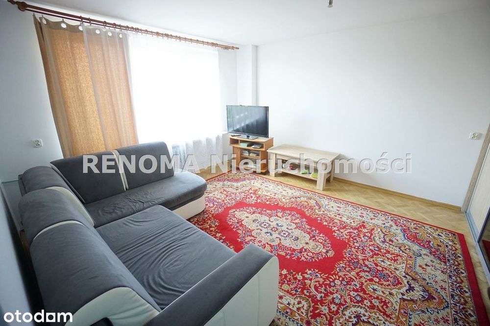 ** Centrum * Możliwość przekształcenia na 2 pok *