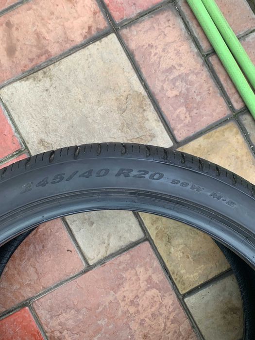 PIRELLI  P ZERO  245/40/20