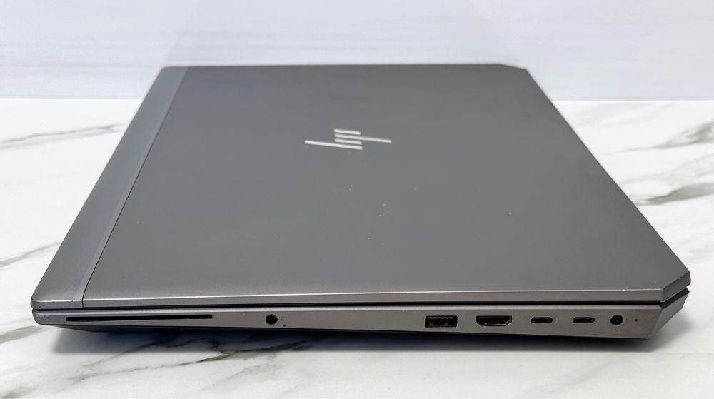 HP ZBook 15G5 15.6"4K UHD IPS|i7-8850H|32GB|512SSD|Quadro P2000