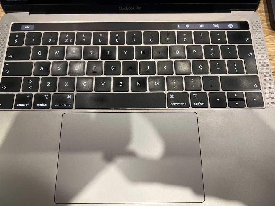 Macbook Pro 13 2018 i5 16Gb Ram 256Gb SSD