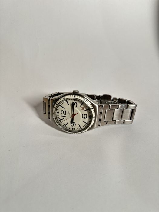 Swatch fundo branco em aço