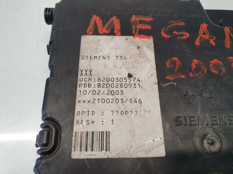 Caixa fusíveis / SAM / BSI RENAULT Megane II (BM0/1_, CM0/1_)