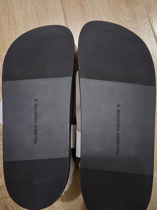 Босоніжки Pull&Bear 40р.