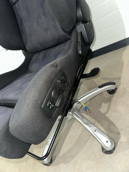 Banco Recaro Elétrico