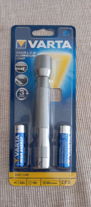 Lanterna Varta LED Alumínio - Nova