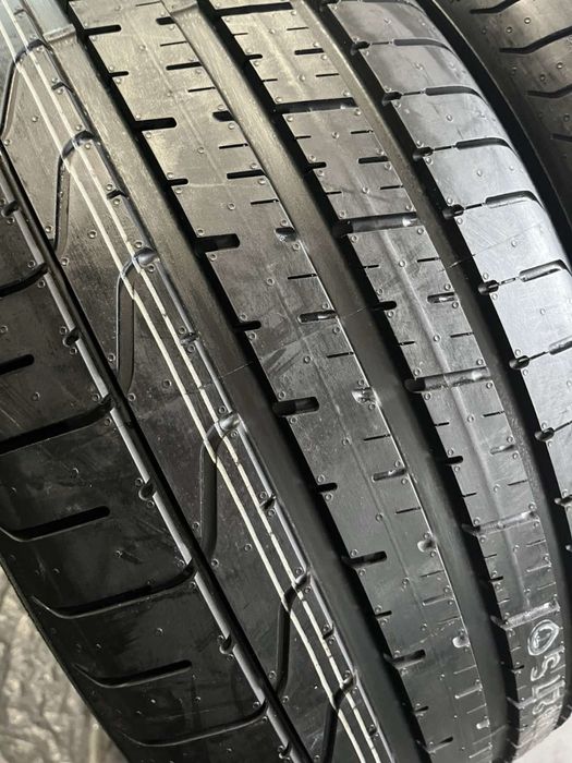 285/40/22 R22 Pirelli PZero TM B 4шт нові