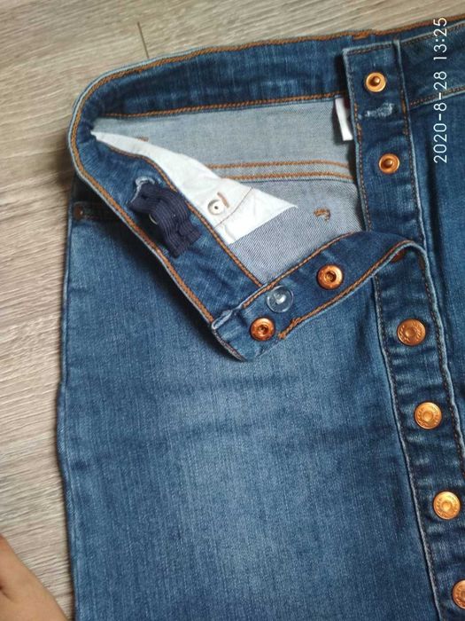 Продам джинсову спідничку