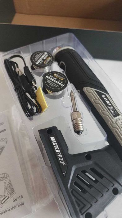 Аккумуляторный Беспроводной паяльник FERM 4 Вольт