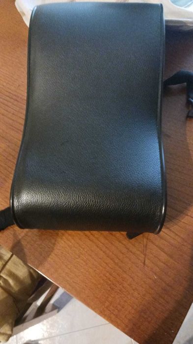 Apoio braço para carro