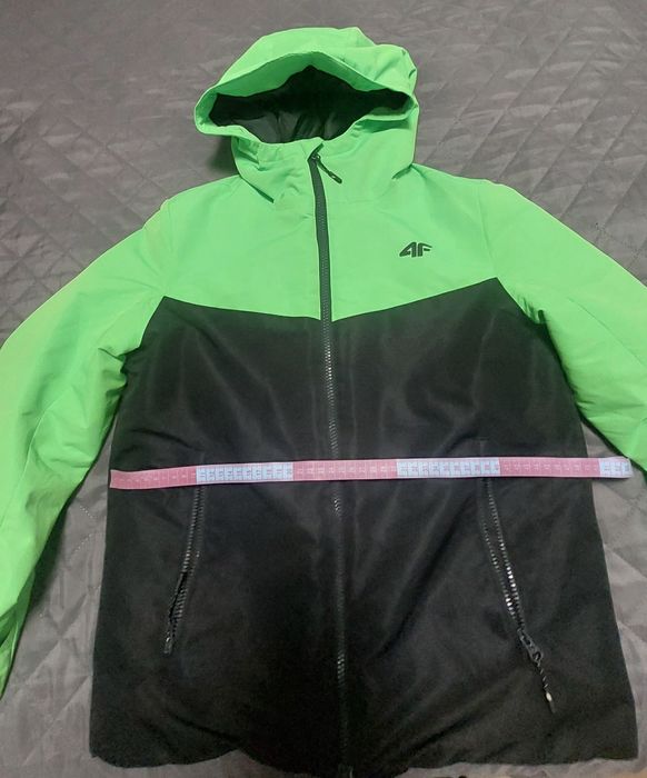Kurtka 4F  r 158