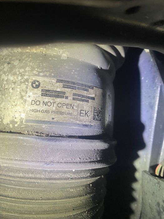Amortecedor pneumatico dianteiro esquerdo Bmw