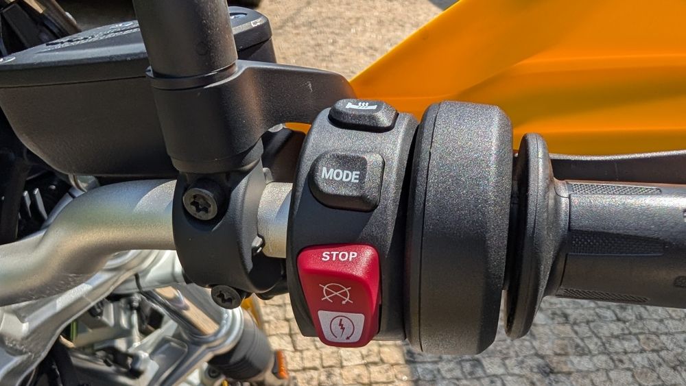 Moto BMW R nine T edição 40 anos Option 719