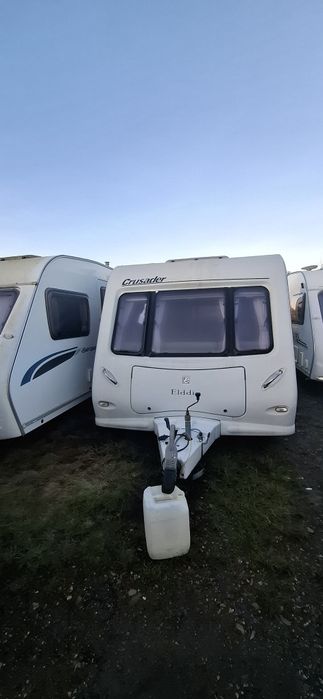 Caravana 2 eixos 2008