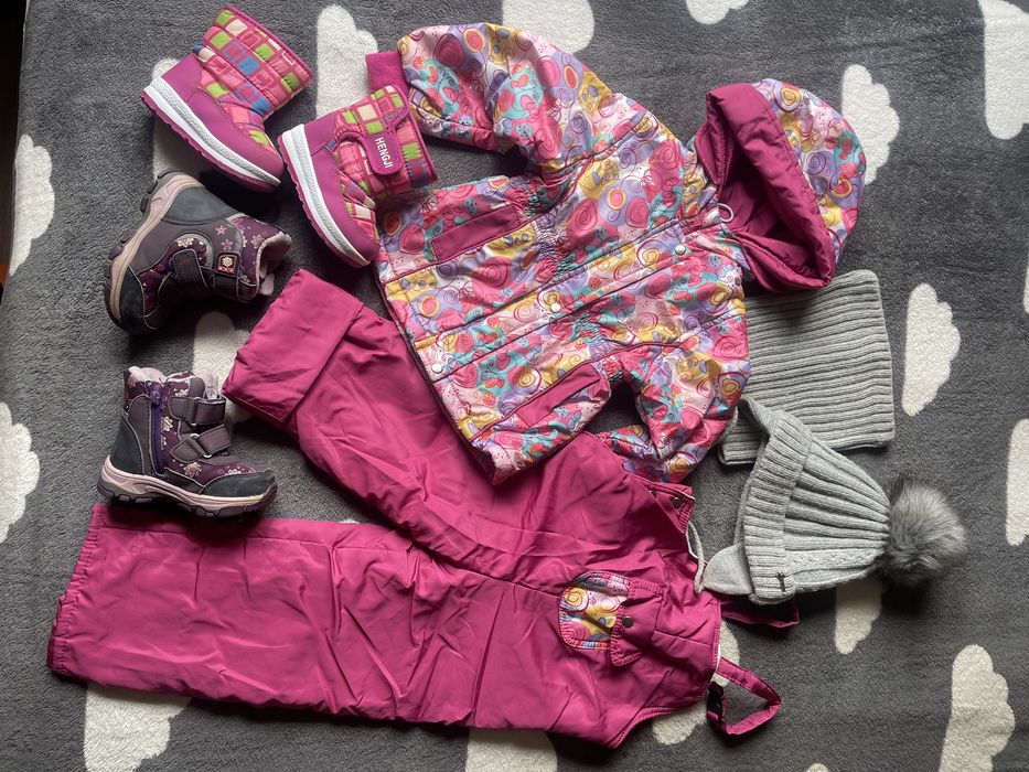 Демісезонний комплект, дутіки, термочеревики на дівчинку.