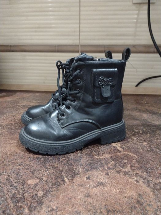 Ботинки детские на девочку