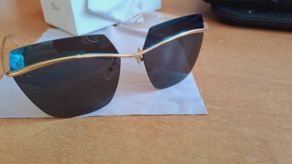 Okulary przeciwsłoneczne Dior metallic