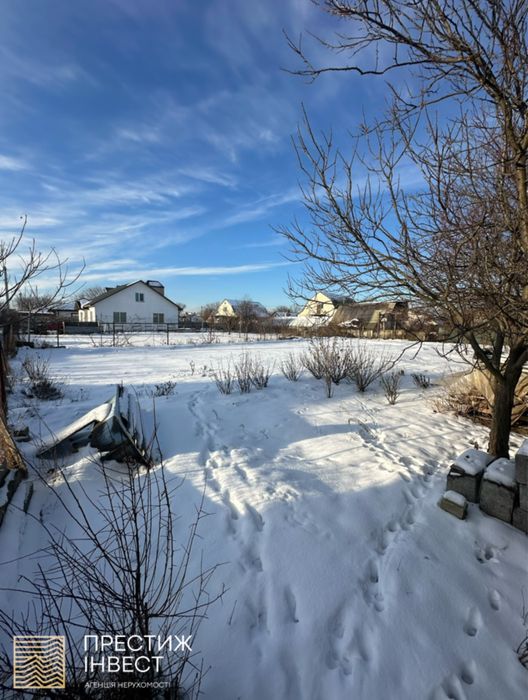 Продаж земельноі ділянки 4,5 соток біля центру