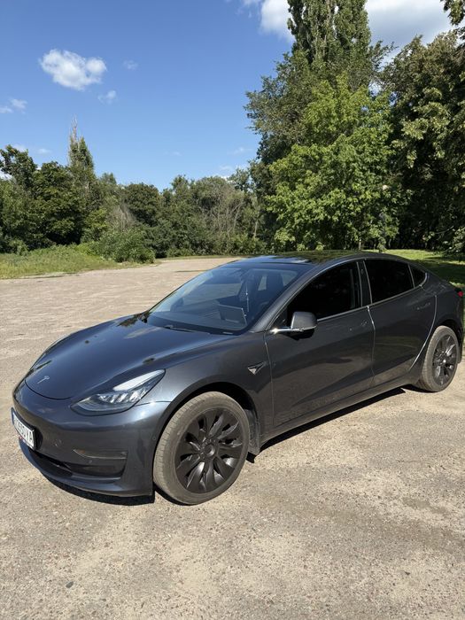 Продам Tesla Model 3 2019 Long Range Dual Motor 75 D