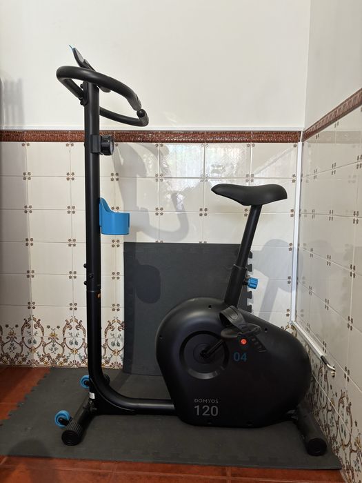 Bicicleta Estática Essencial EB 120-DOMYOS