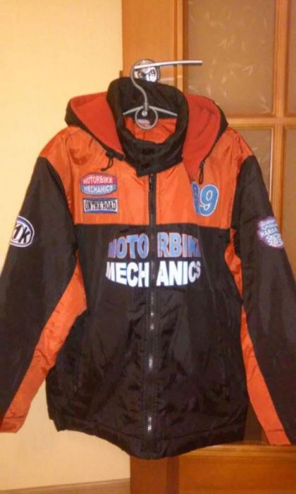 Продаам куртку на мальчика 7-10 лет