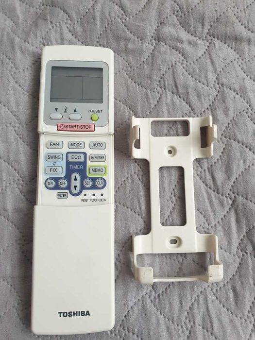 Pilot klimatyzacji Toshiba WH-H2UEl  WH L11SE nowy
