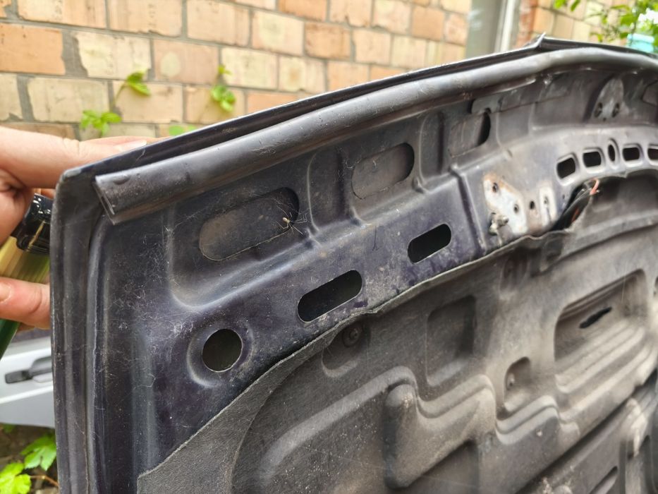 Широкий капот bmw e 32