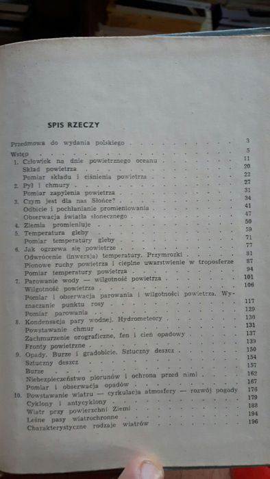 O pogodzie dla rolników Uhlir oraz Materializm dialektyczny Cornforth
