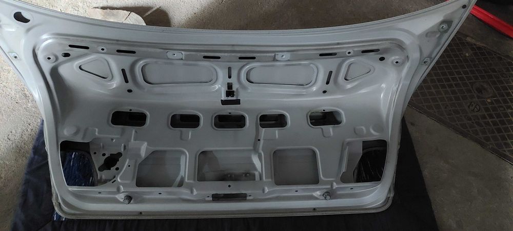 Mala BMW e46 cinza apenas com defeito no verniz