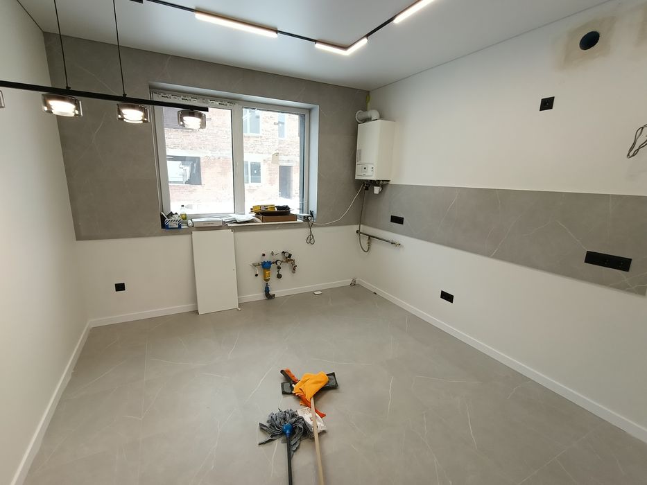 Сучасний таунхаус з дизайнерським ремонтом у Крихівцях — 118 м²