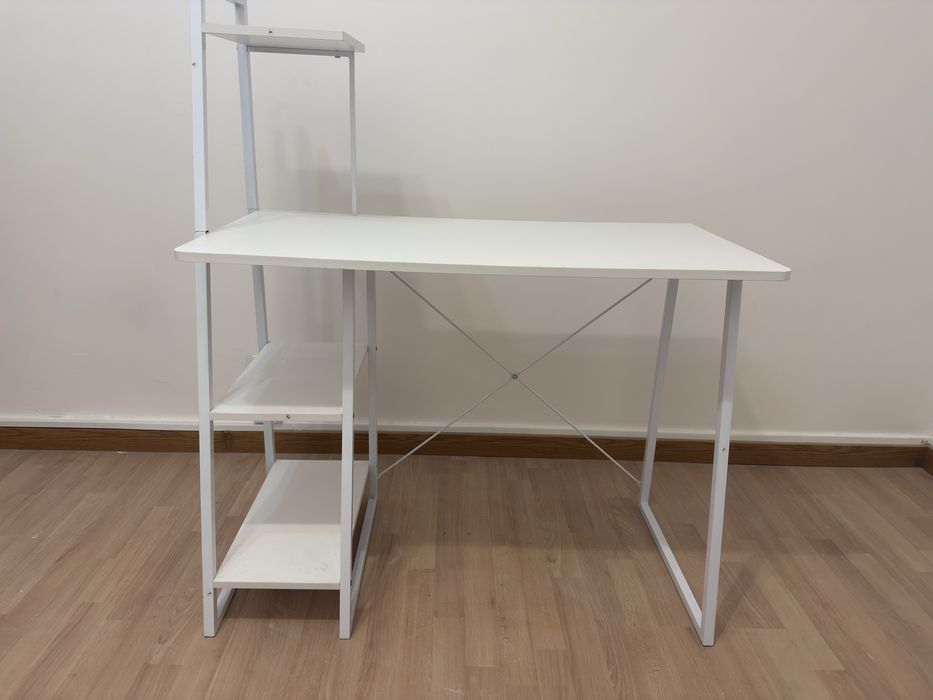 Secretária de escritório (100x50cm)