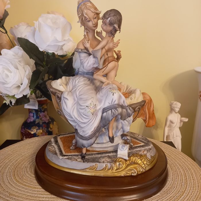 Wielka cudna figurka