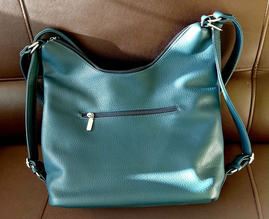 Torba damska, skóropodobna, na ramie z funkcja plecaka,