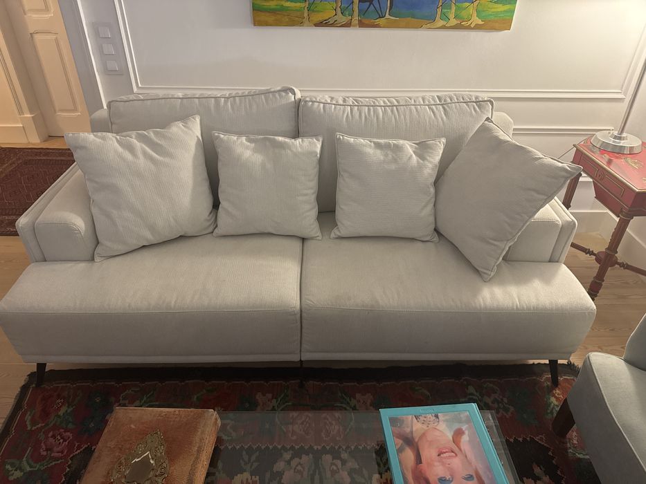 Sofá 8&80 com 3 meses . Custou 1125€ vendo por 500€