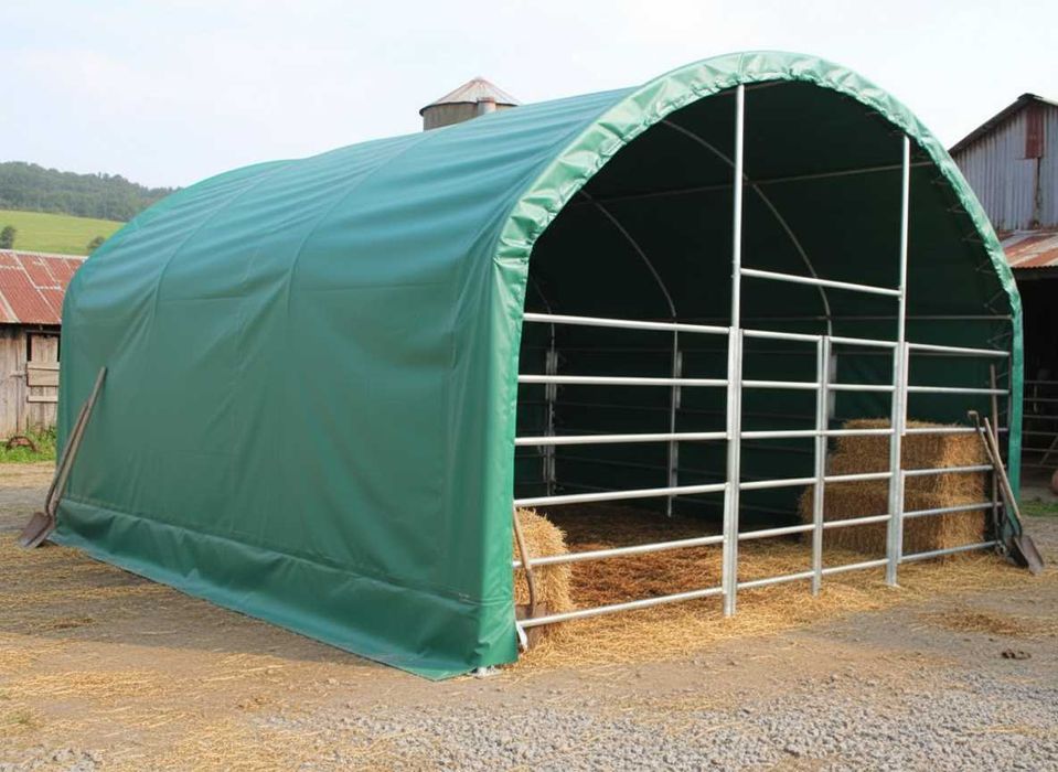 Namiot Łukowy Zagroda dla Zwierząt 8x8m H 4m PVC 750g Brama 2x2m wiata
