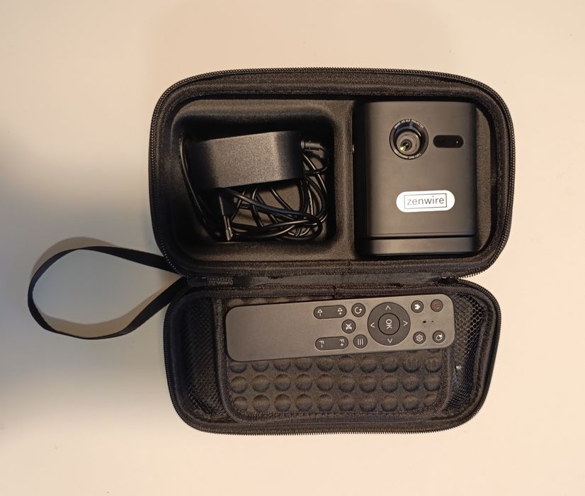 Mini Projektor Przenośny DLP Zenwire C1000 Full HD / 4K