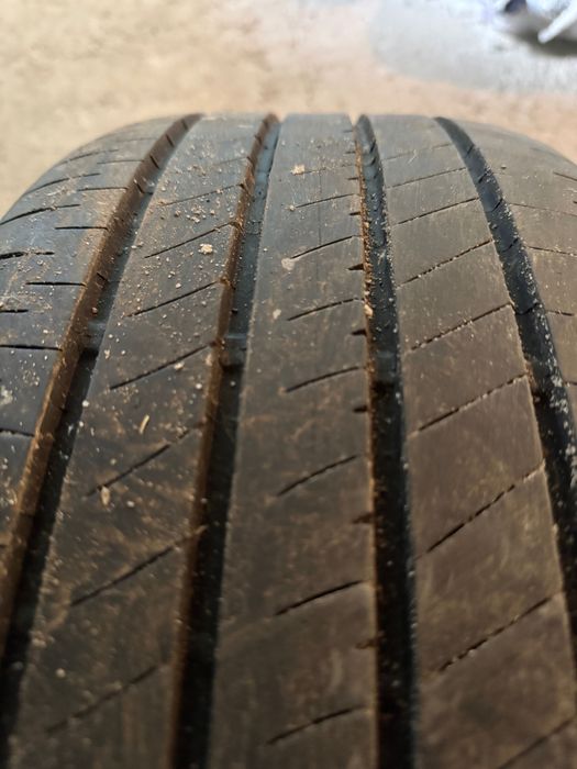 Bridgestone Turanza 245/50 RF19 101W t005a