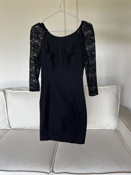 Elegancka sukienka koronkowa vero moda mala czarna elegancka zara wese