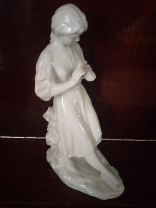 Статуетка радянського часу.