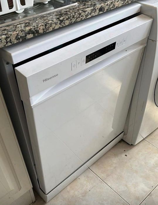 Vendo máquina lavar loiça Hisense