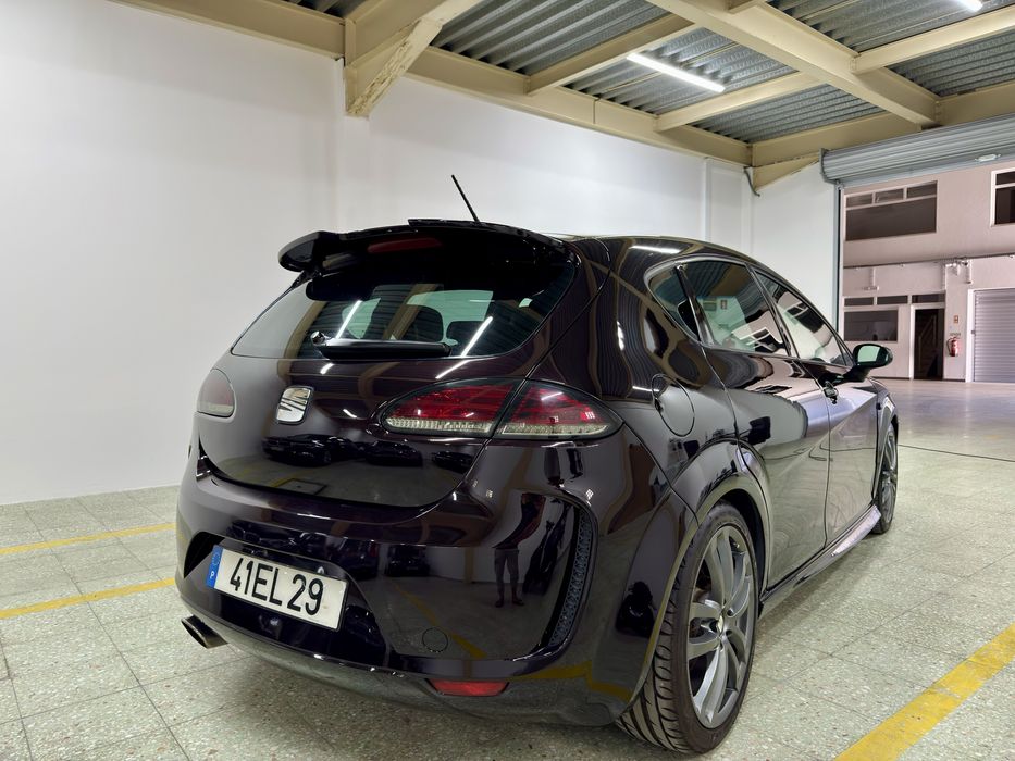 Seat Leon / Cupra 2.0 241Cv / 120.000km / Distribuição Mudada / Poss Retoma