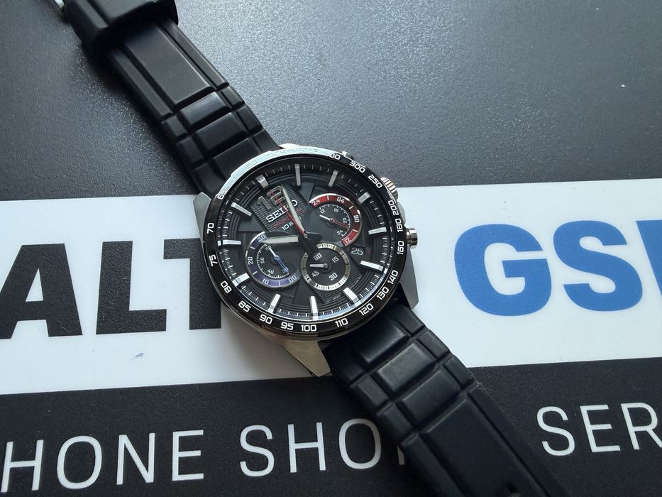 Jak Nowy Zegarek Seiko 8T63-00J0