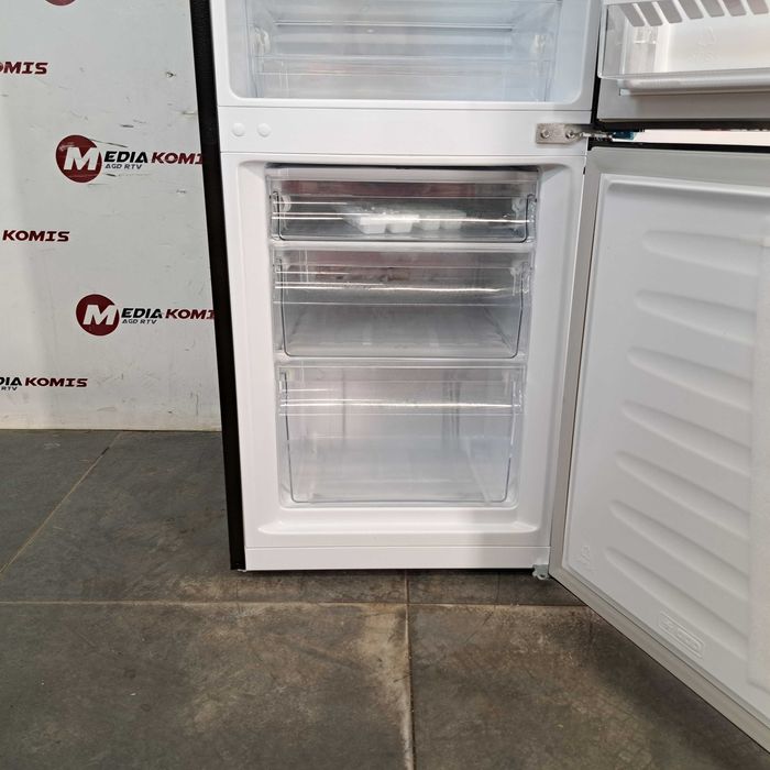 Lodówka Hanseatic HKGK14349CB [2 lata gwar] C/143cm wys/175litrów/39dB