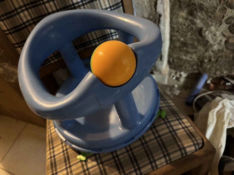 Krzesełko do kąpieli dla dzici niemowląt