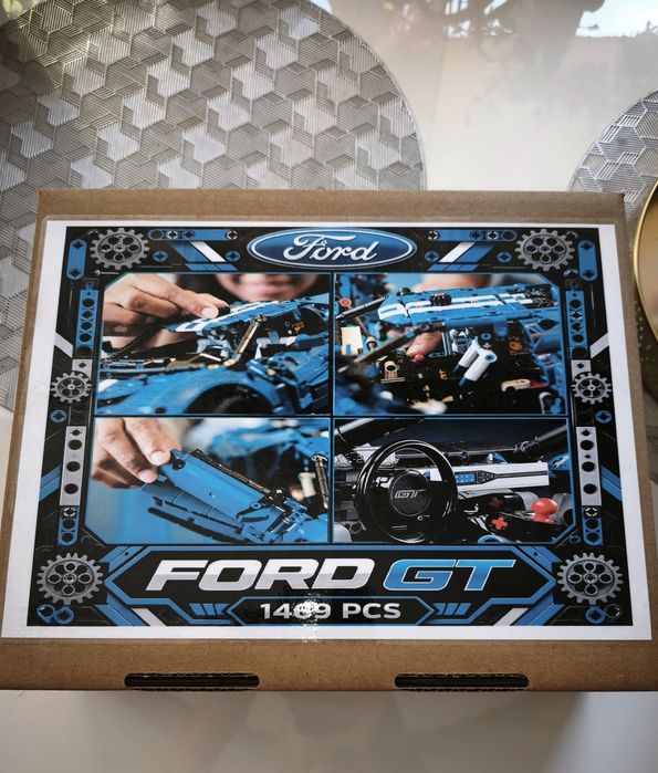 Klocki Technic Ford GT 1470 sztuk klocków technicznych. Nowy do montażu, klocki, naklejki, pudełko.