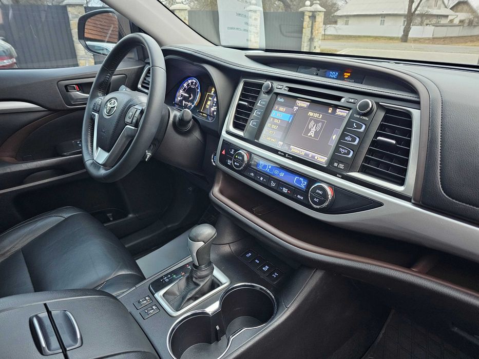 Toyota Highlander V6 3.5 Premium | 2015 рік | Топова компектація