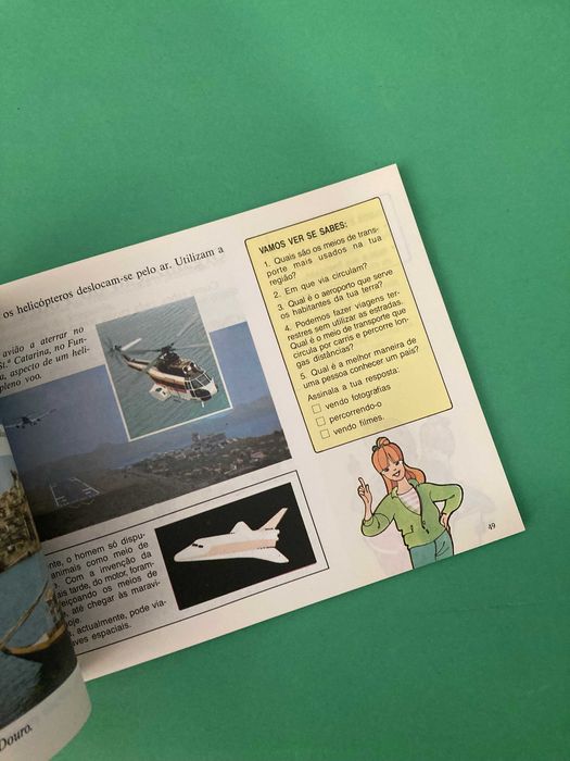 Livro Escola Primária Mundo e Vida 3ª Classe Meio Físico e Social Anos 80