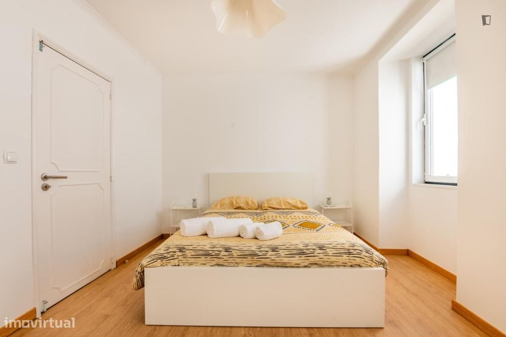 Quarto - localizado em Bairro Alto Lisbon