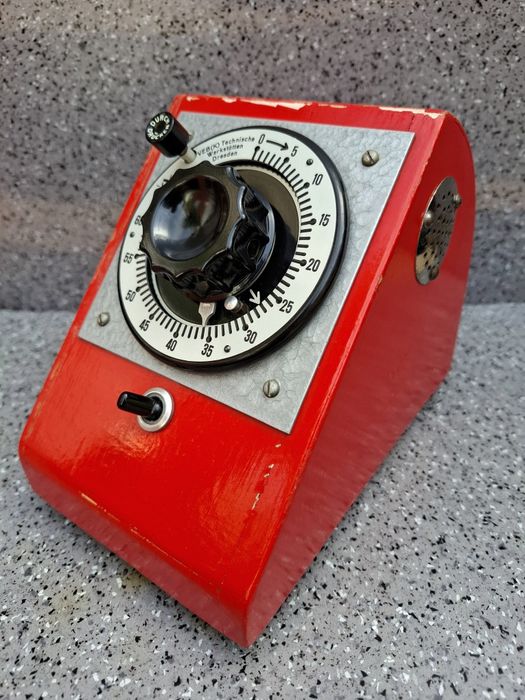 Ciekawe Urządzenie Mechaniczne DDR Drezno - lata 60/XXw